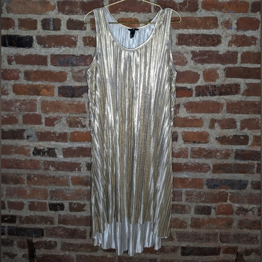 H&M Large Metallic Gold Crimped Tank Top Holiday Cocktail Dress